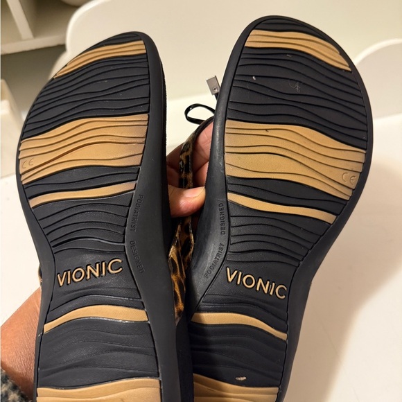 Womens VIONIC Bella SANDALS 
Animal Print BOW SHOES
Supportive Contours - Picture 6 of 9